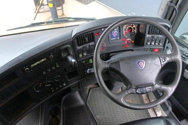 SCANIA G320 For Sale